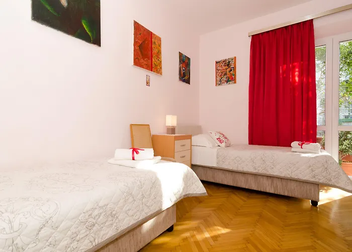 Apartman Red Orange *